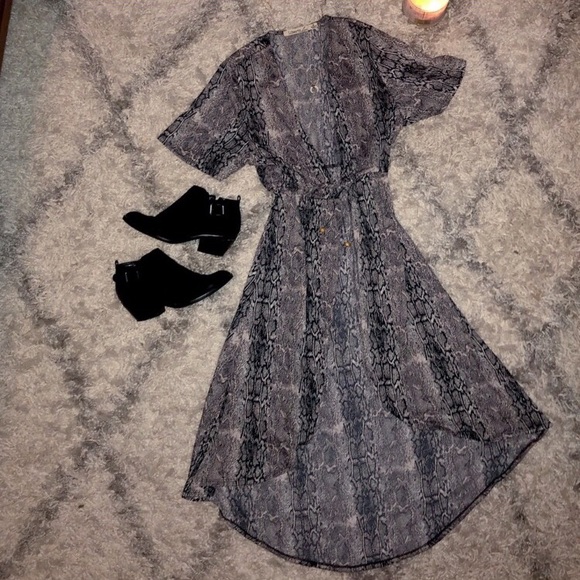 Tops - Snake Skin Duster/Kimono